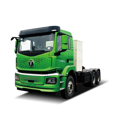 充电牵引车